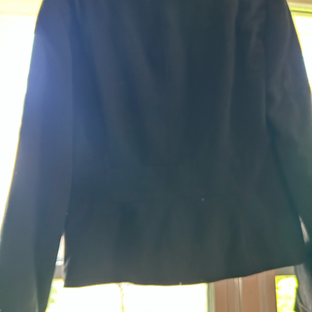 Blazer - Picture 3 of 4